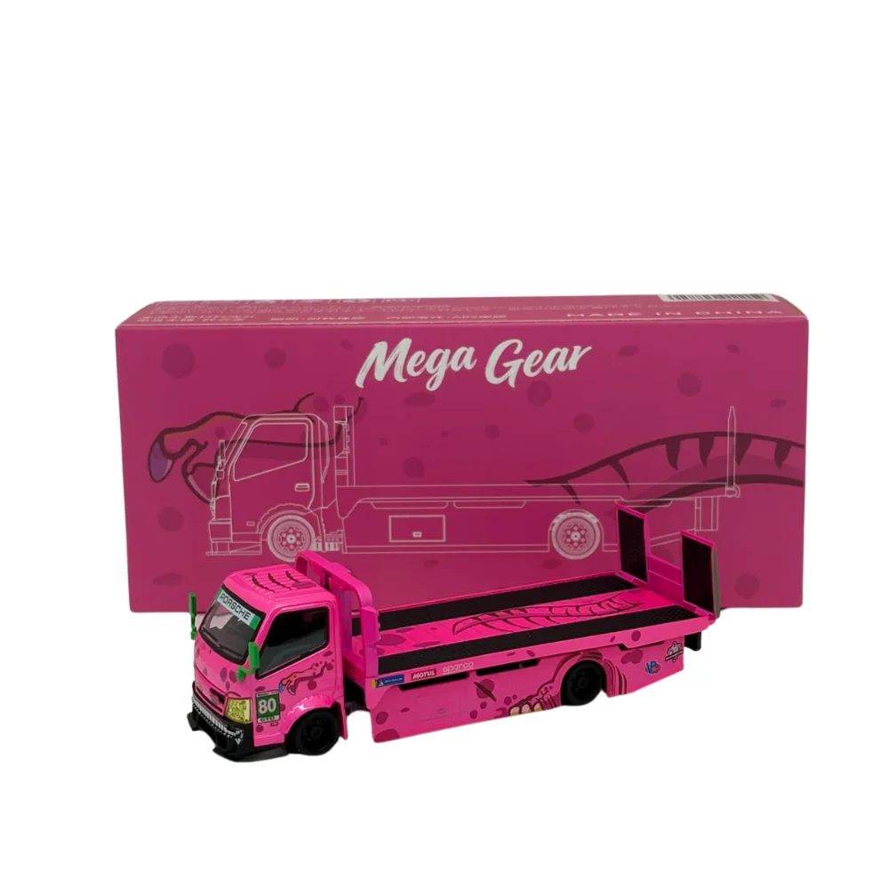 Mega Gear - Custom Tow Truck Roxy